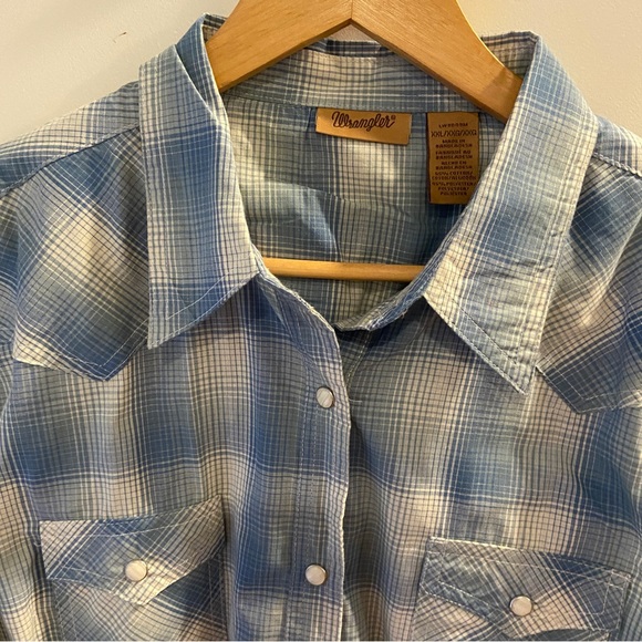 NWT Wrangler Blue/White Women's Long Sleeve Western Shirt, XXL - Picture 7 of 9